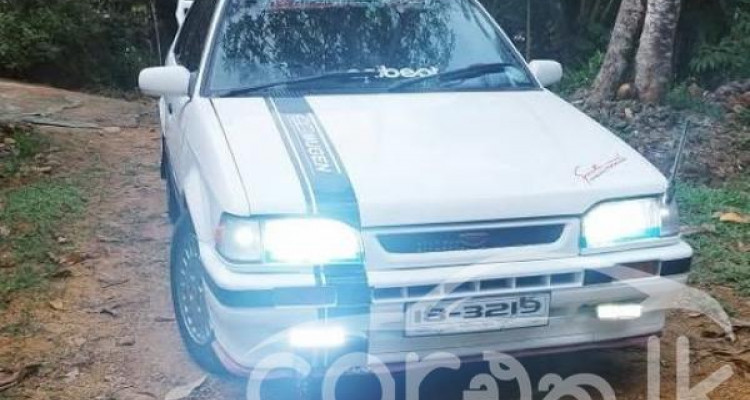 MAZDA FAMILIA 323 1989