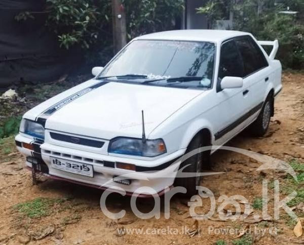 MAZDA FAMILIA 323 1989