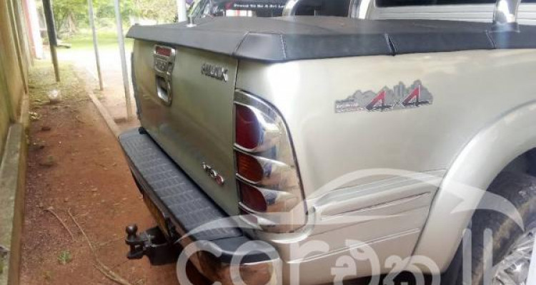 TOYOTA HILUX 2009