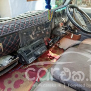 TOYOTA HIACE LH40 1981