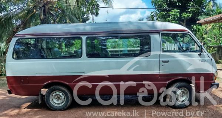 TOYOTA HIACE LH40 1981