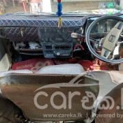 TOYOTA HIACE LH40 1981