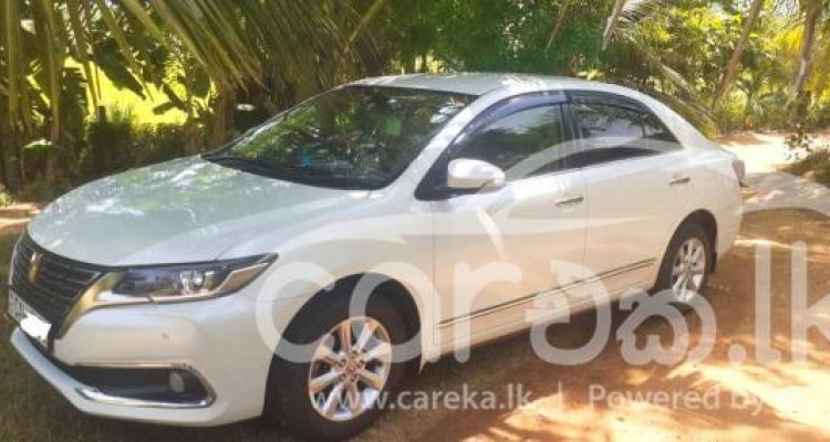 TOYOTA PREMIO 2017