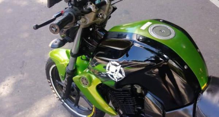 YAMAHA FZ V1 2010
