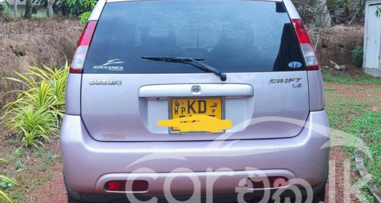 SUZUKI SWIFT 2003