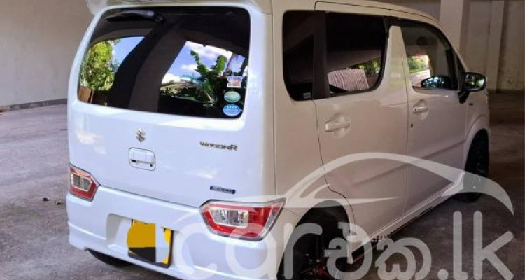 SUZUKI WAGON R FZ 2017
