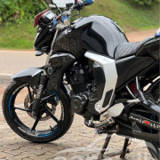 YAMAHA FAZER 2017