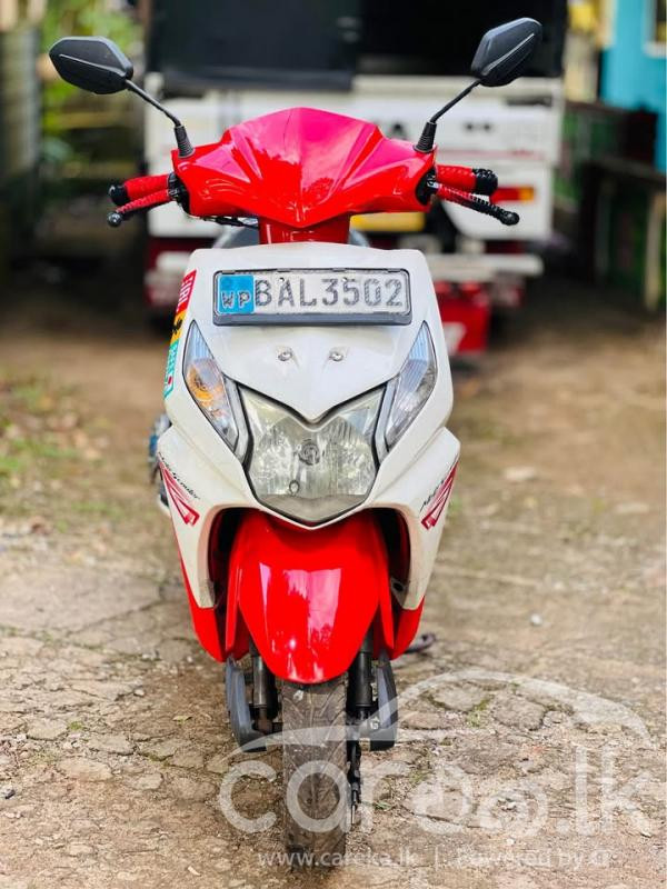 HONDA DIO 2013