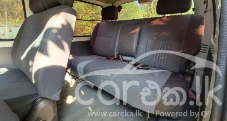 MAZDA BONGO 2008