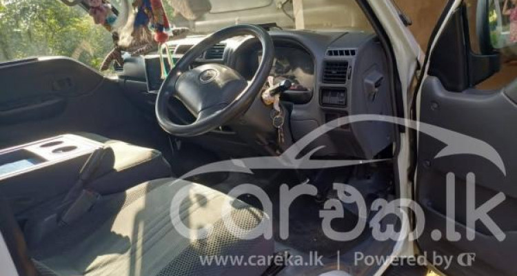 MAZDA BONGO 2008