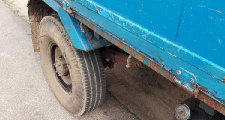 ISUZU ELF 250 1981