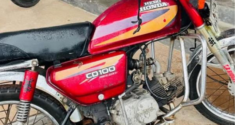 HERO HONDA CD100 2001