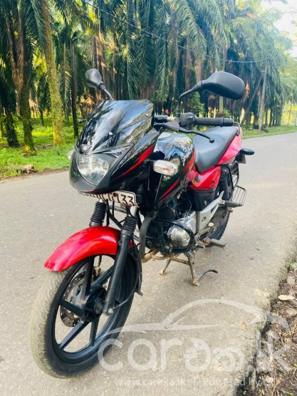 BAJAJ PULSAR 2015