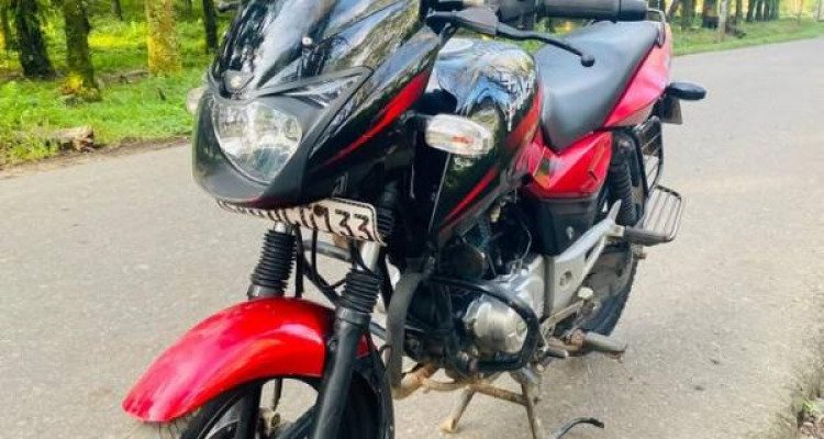 BAJAJ PULSAR 2015