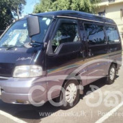 NISSAN VANETTE VX 2000
