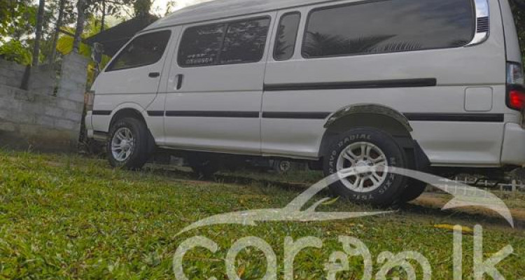 TOYOTA DOLPHIN 1998