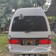 TOYOTA DOLPHIN 1998