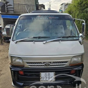 TOYOTA HIACE LH113 1991