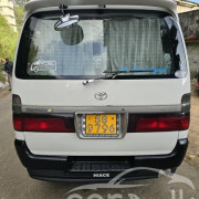 TOYOTA HIACE LH113 1991