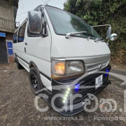 TOYOTA HIACE LH113 1991