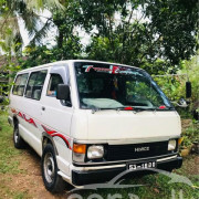 TOYOTA HIACE 1987