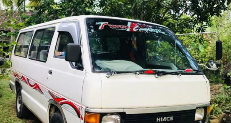TOYOTA HIACE 1987
