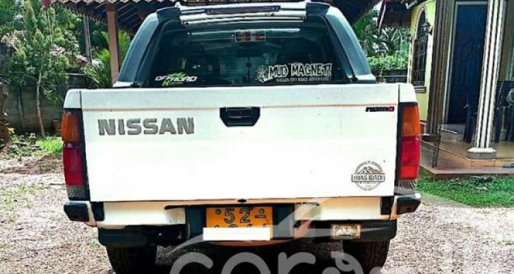 NISSAN D21 1991
