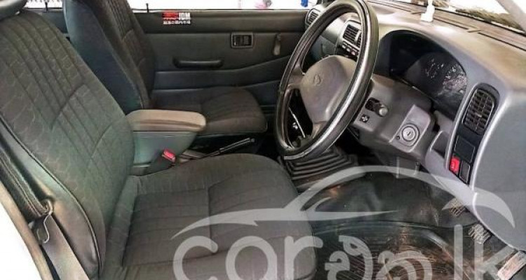 NISSAN D21 1991