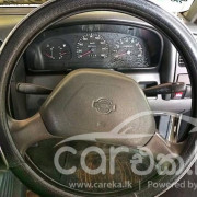 NISSAN D21 1991