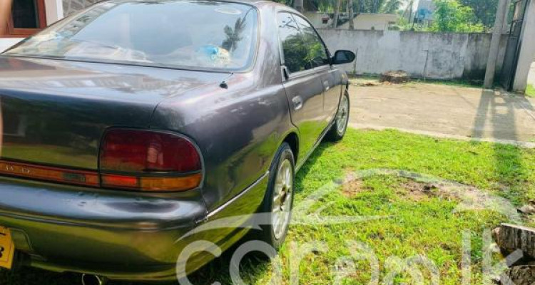 NISSAN BLUEBIRD 1994