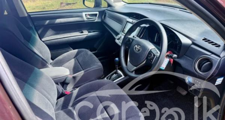 TOYOTA AXIO 2015