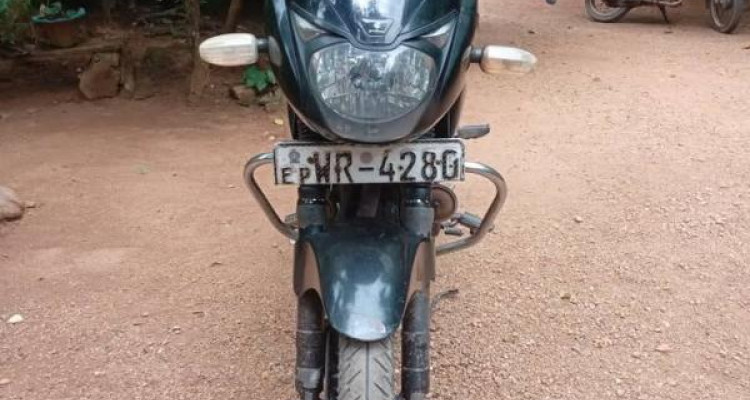 BAJAJ PULSAR 2011