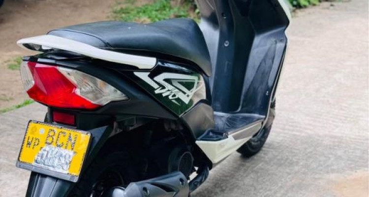 HONDA DIO 2015