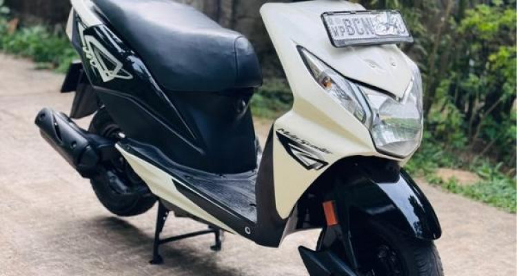 HONDA DIO 2015
