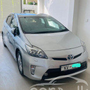 TOYOTA PRIUS 2011