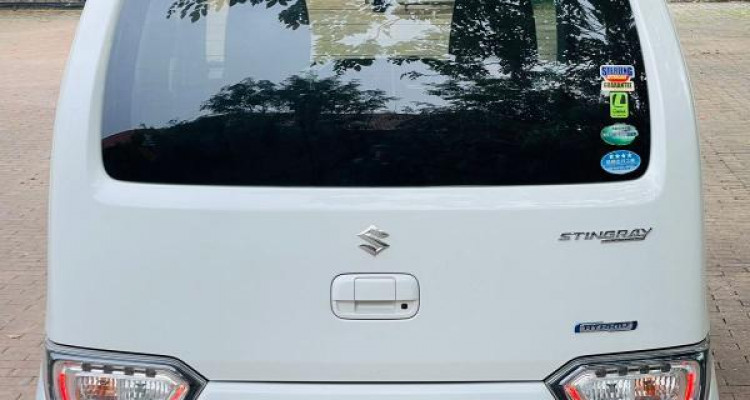 SUZUKI WAGON R STINGRAY 2018