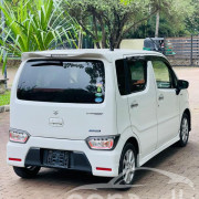 SUZUKI WAGON R STINGRAY 2018