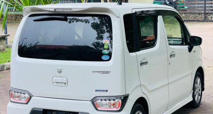 SUZUKI WAGON R STINGRAY 2018