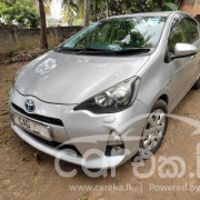TOYOTA AQUA 2012