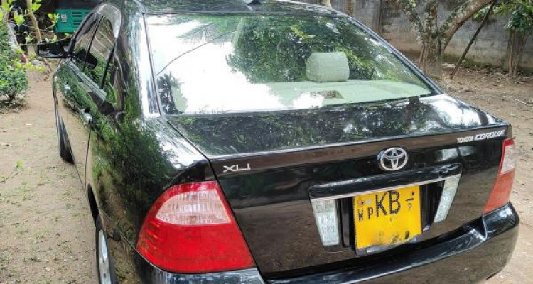 TOYOTA COROLLA 121 2005