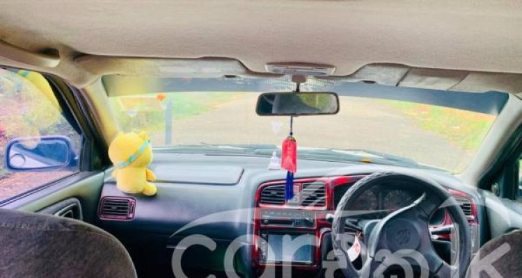 NISSAN PRIMERA 2001