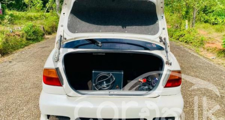 NISSAN PRIMERA 2001