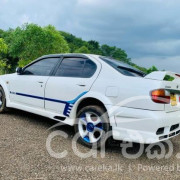 NISSAN PRIMERA 2001