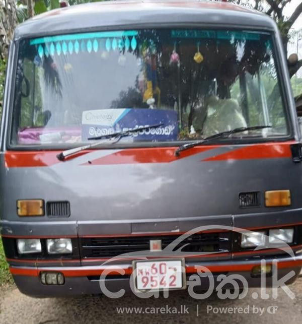 ISUZU JOURNEY 1982