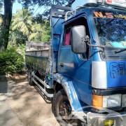 MITSUBISHI FUSO 1999