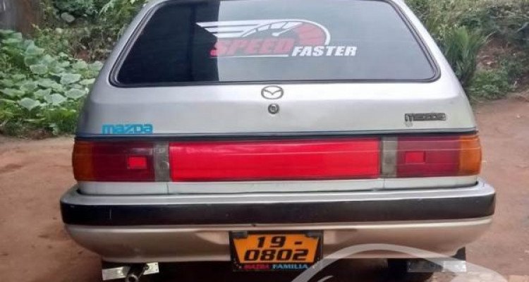 MAZDA FAMILIA 1994