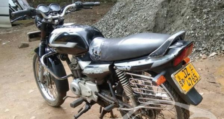 BAJAJ CT100 2005