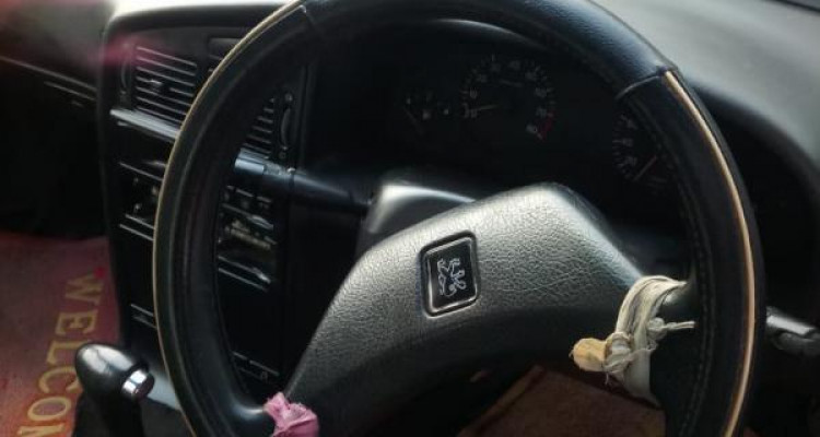PEUGEOT 405 1994
