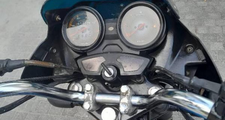 BAJAJ DISCOVER 100 2012