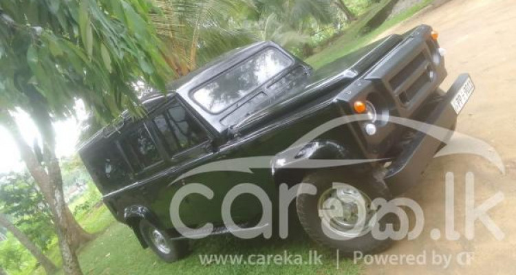 MAHINDRA BOLERO DEFENDER 2011